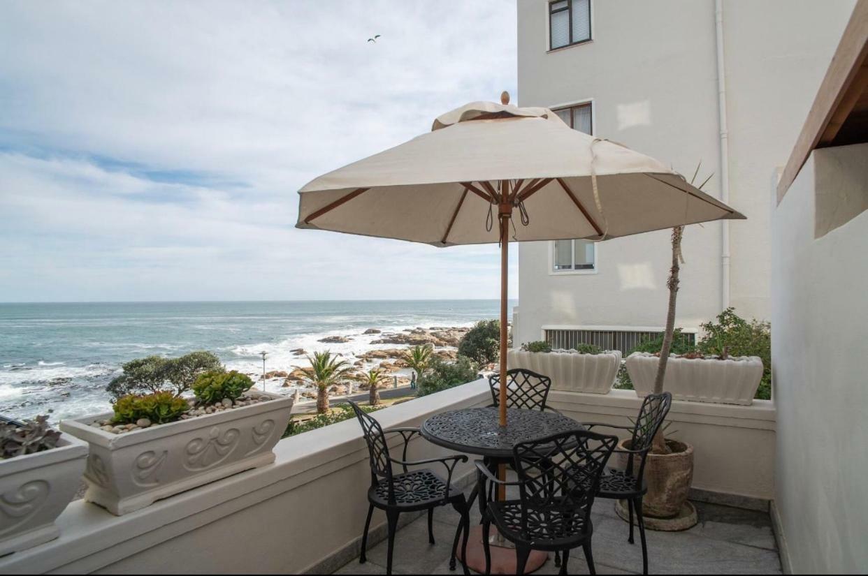 Bantry Beach Luxury Suites Cidade Do Cabo Exterior foto