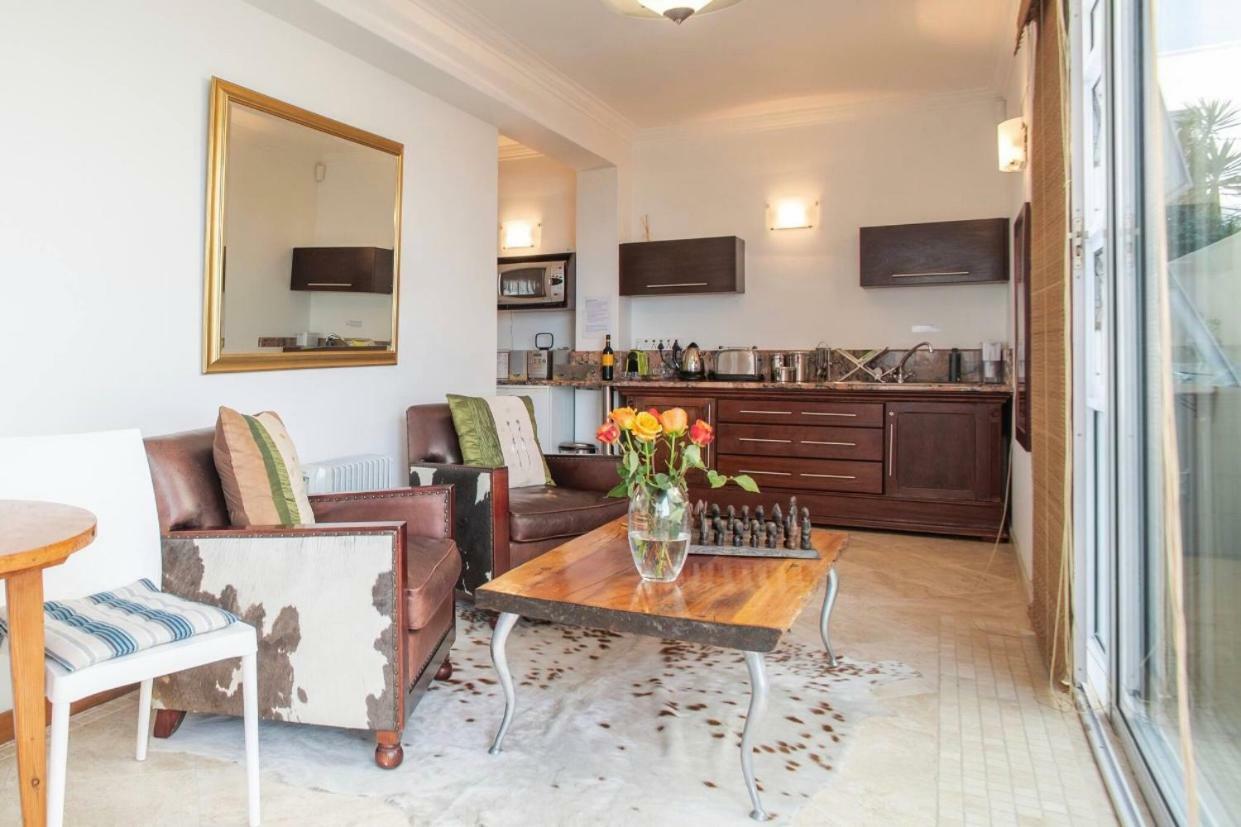 Bantry Beach Luxury Suites Cidade Do Cabo Exterior foto