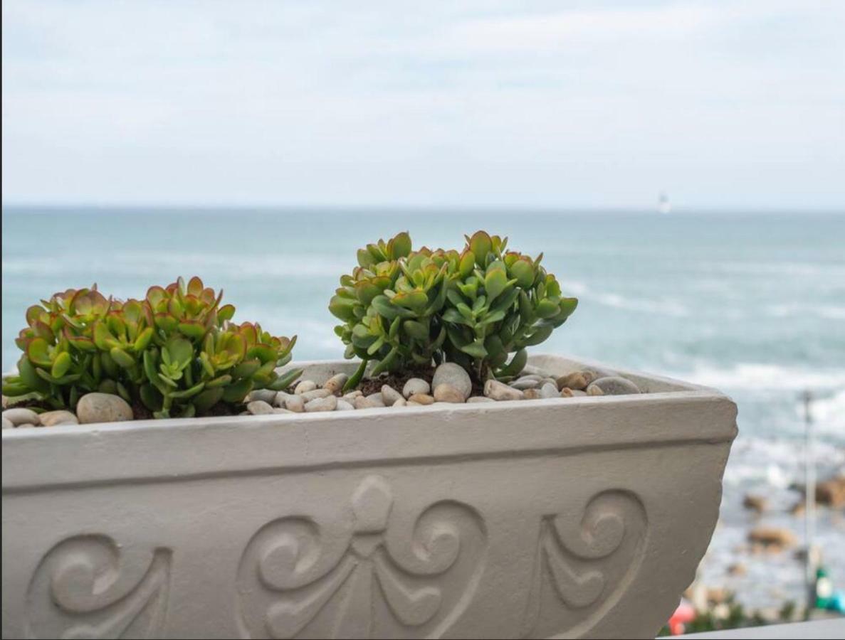Bantry Beach Luxury Suites Cidade Do Cabo Exterior foto
